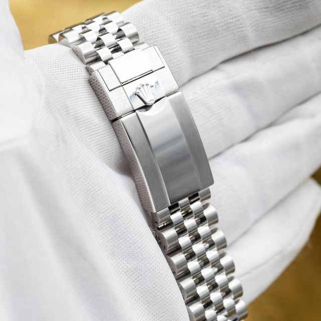 Rolex GMT Master II 126710 BLNR Image 3